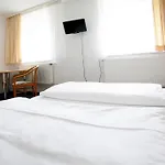 海登施瓦泽酒店