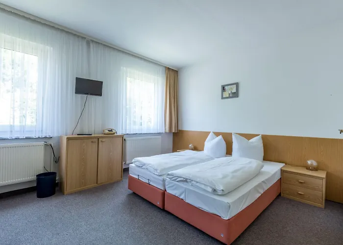 Heidenschanze Отель Дрезден