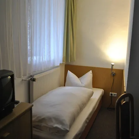 Heidenschanze 2*