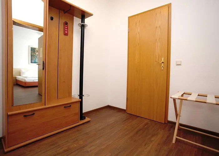 Otel Heidenschanze 2*