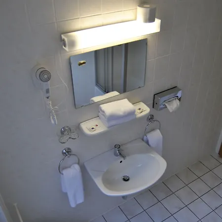 Heidenschanze Hotel 2*