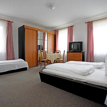 Hotel Heidenschanze 2*