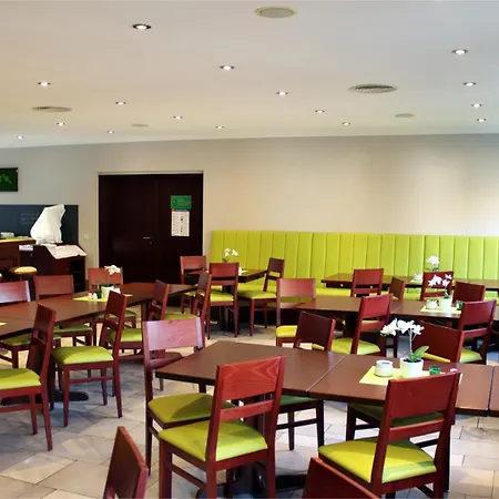 海登施瓦泽酒店